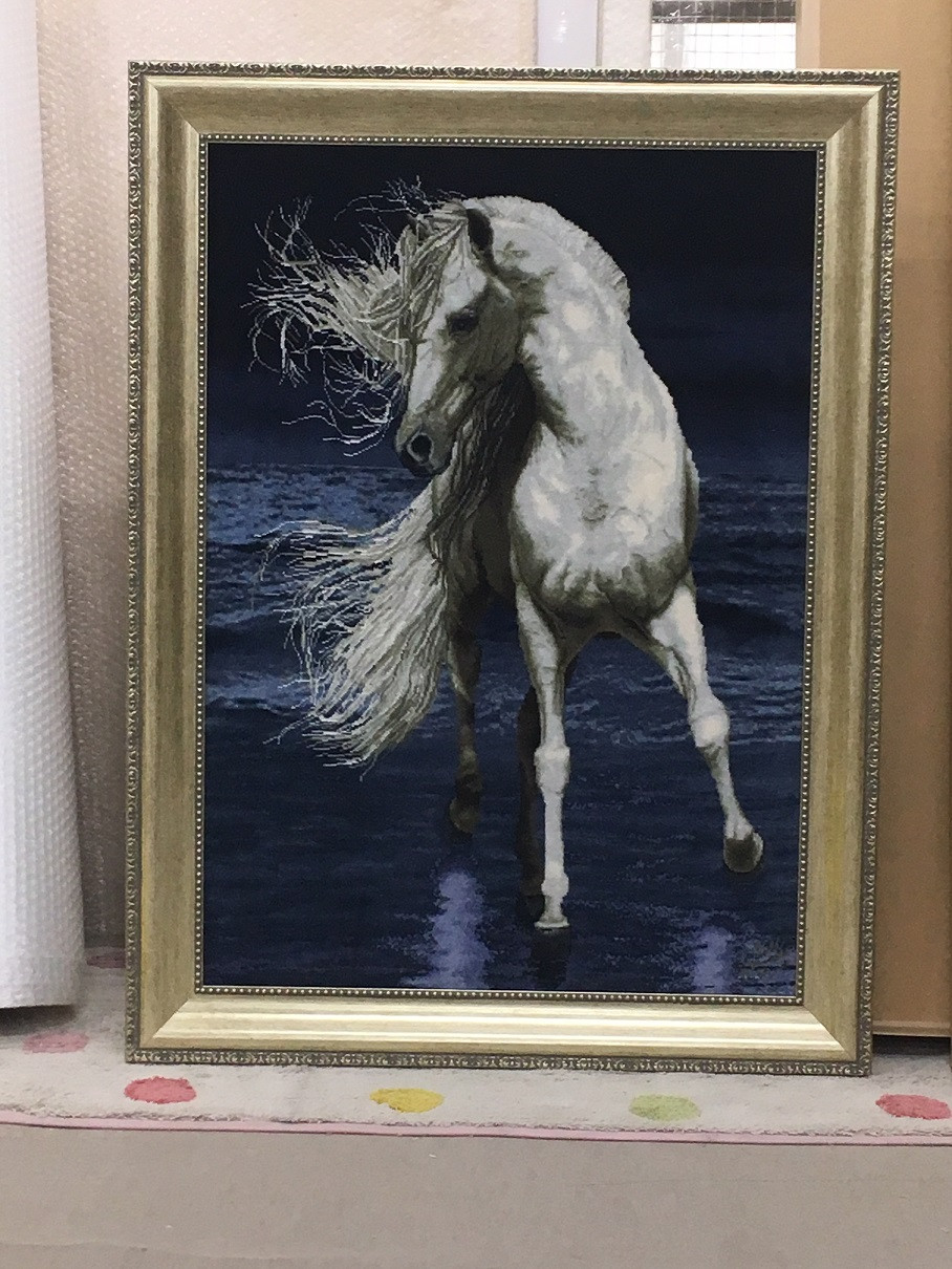 ペルシャ絨毯の額装が新しく仕上がりました