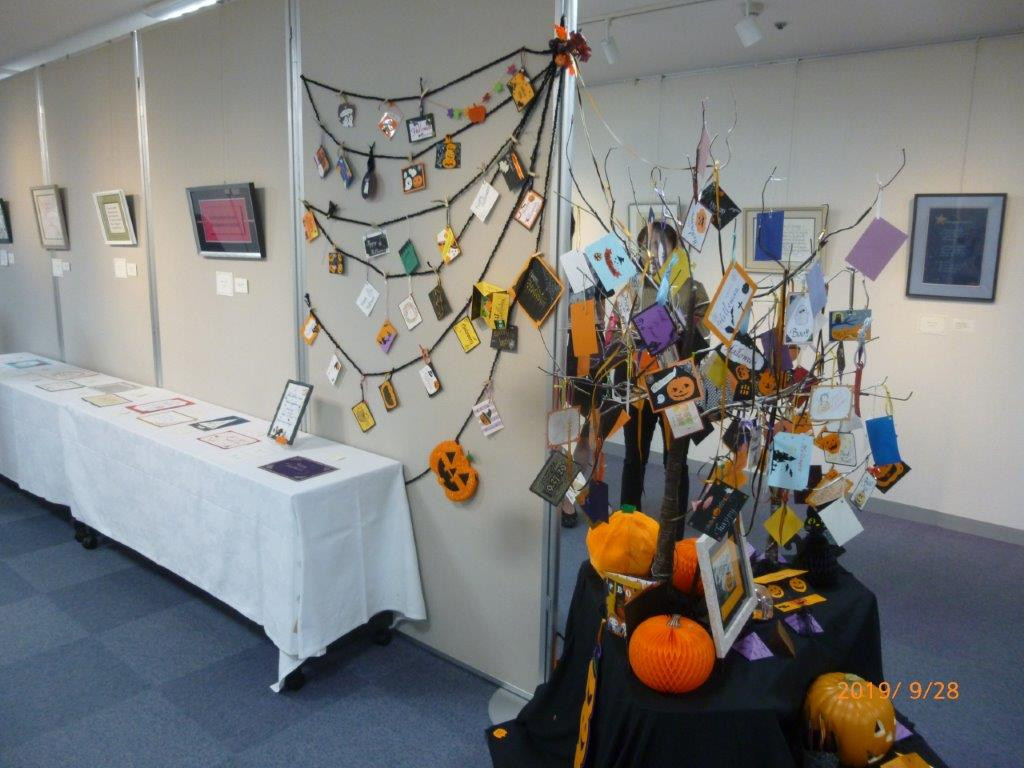 カリグラフィー教室　ミ・タント作品展に行ってまいりました。